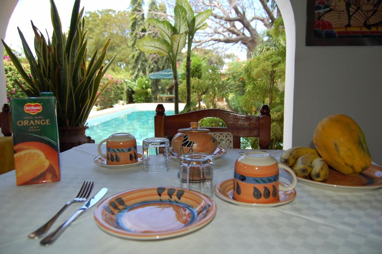 Joysvilla Family Holiday Home Малинди Экстерьер фото