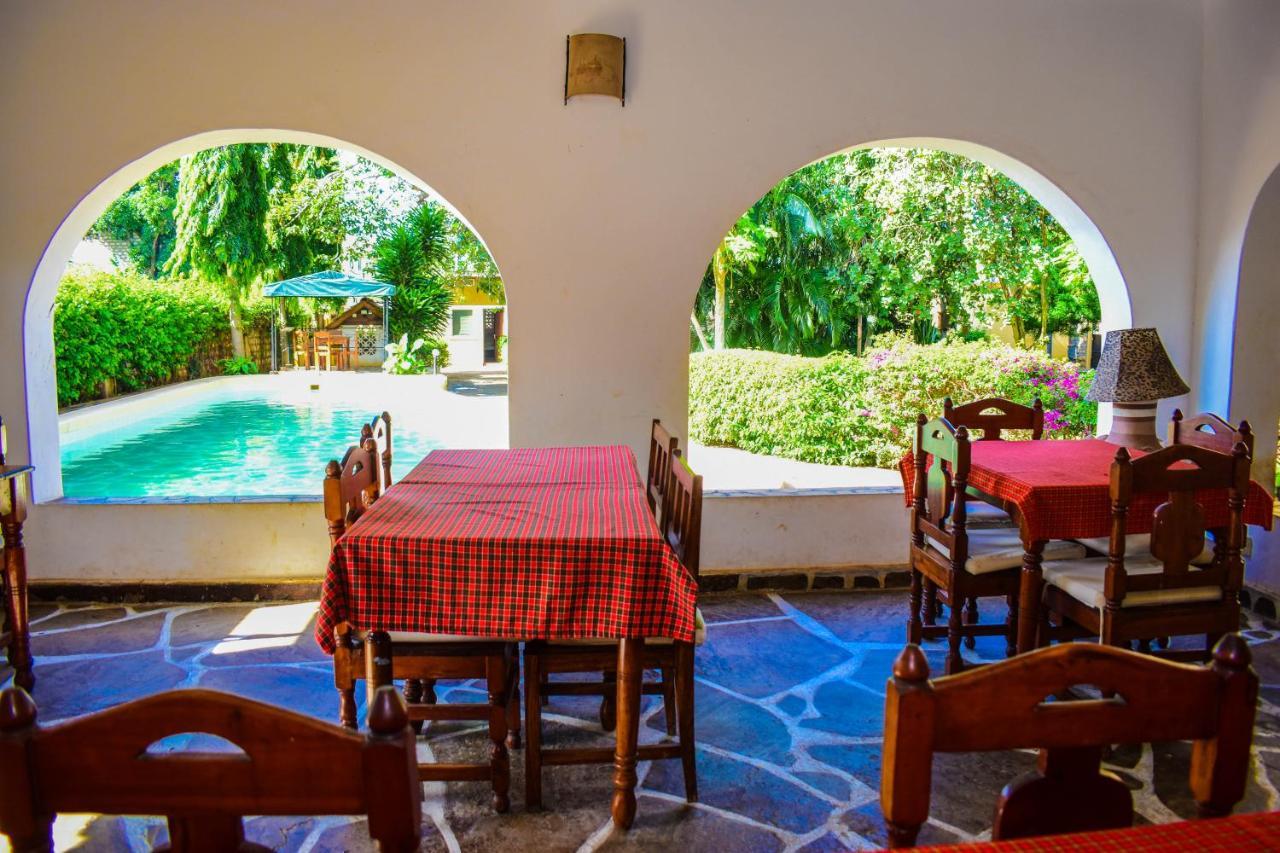 Joysvilla Family Holiday Home Малинди Экстерьер фото
